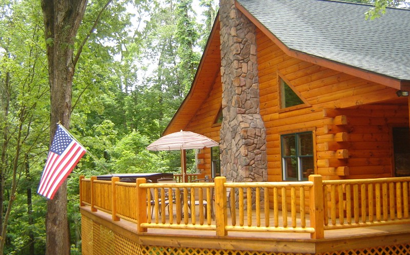 Shamrock Cabin deck