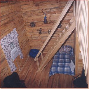 4 oaks cabin stairs