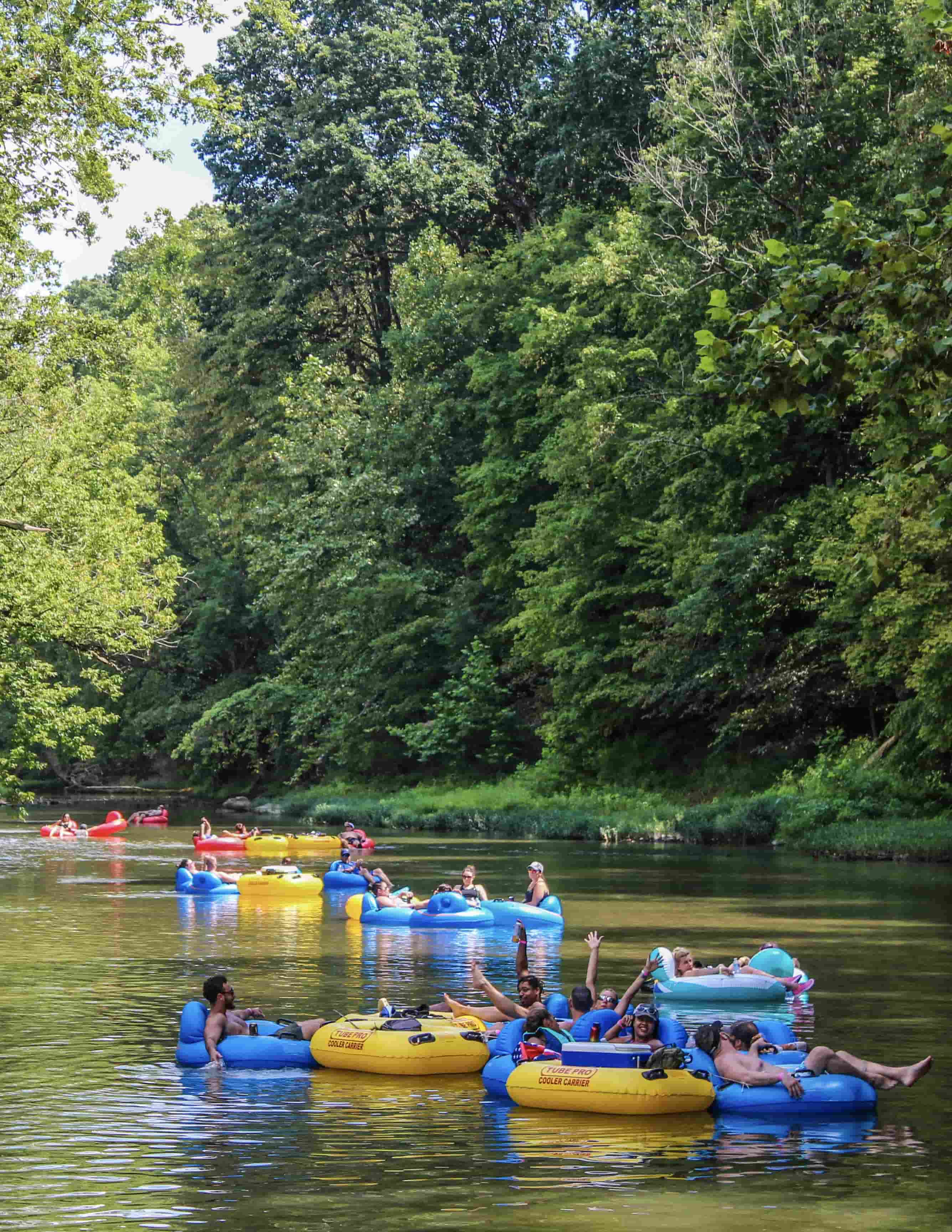 canoe on hocking river