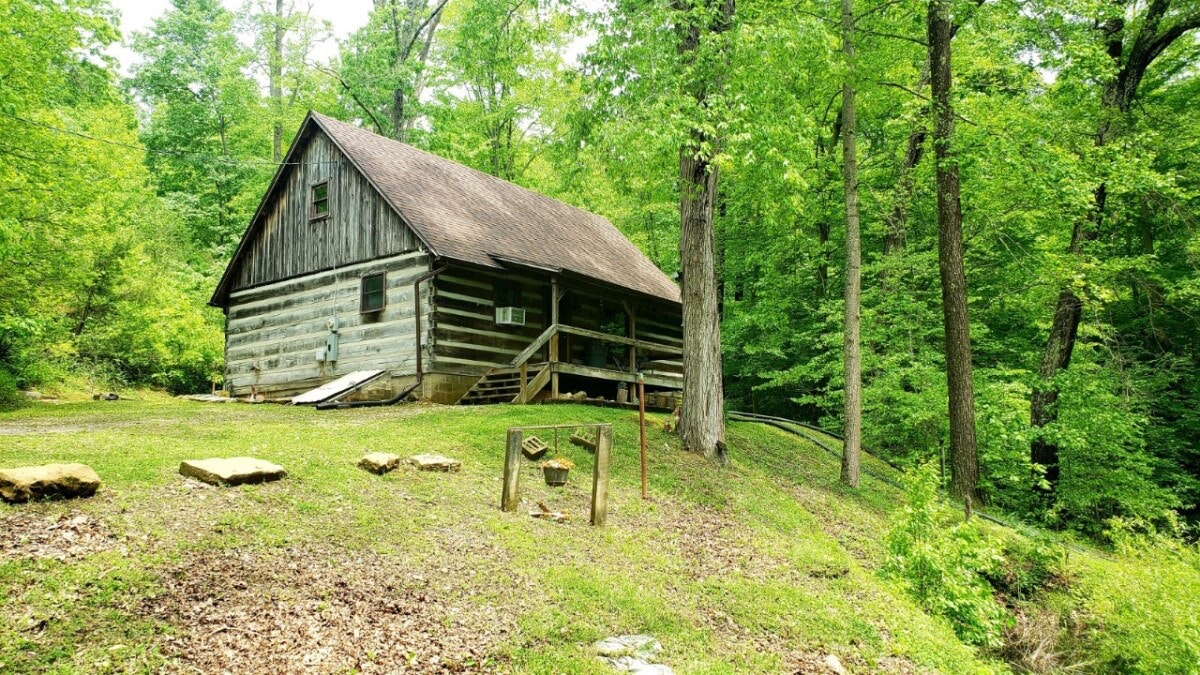 Getaway In The Woods