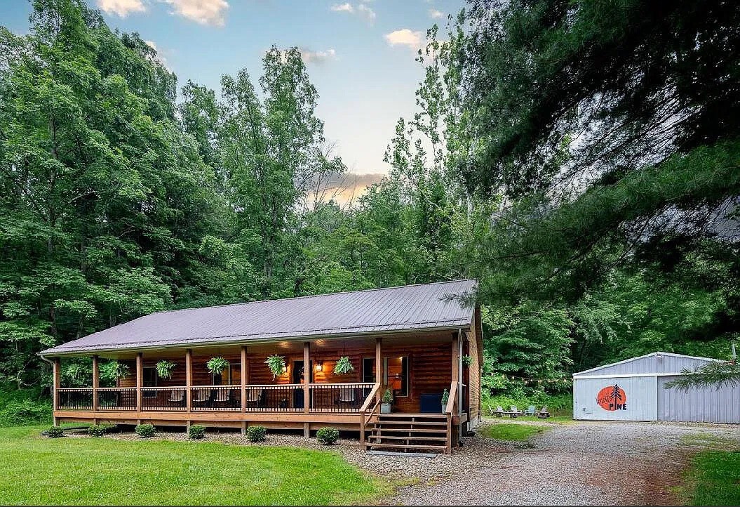 Picture of Knotty Pine Cabin