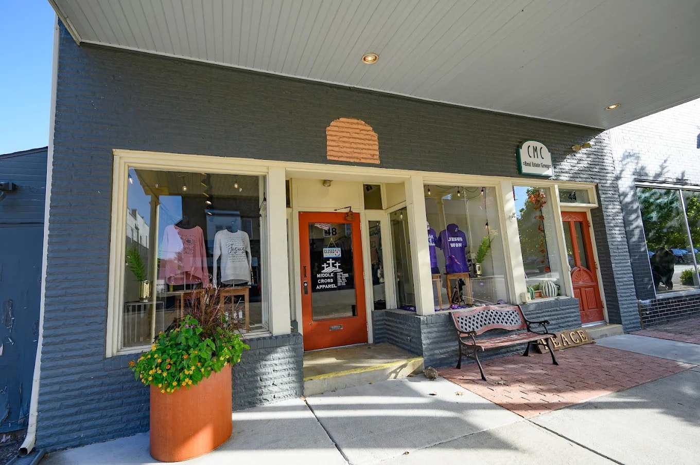 Picture of Middle Cross Apparel