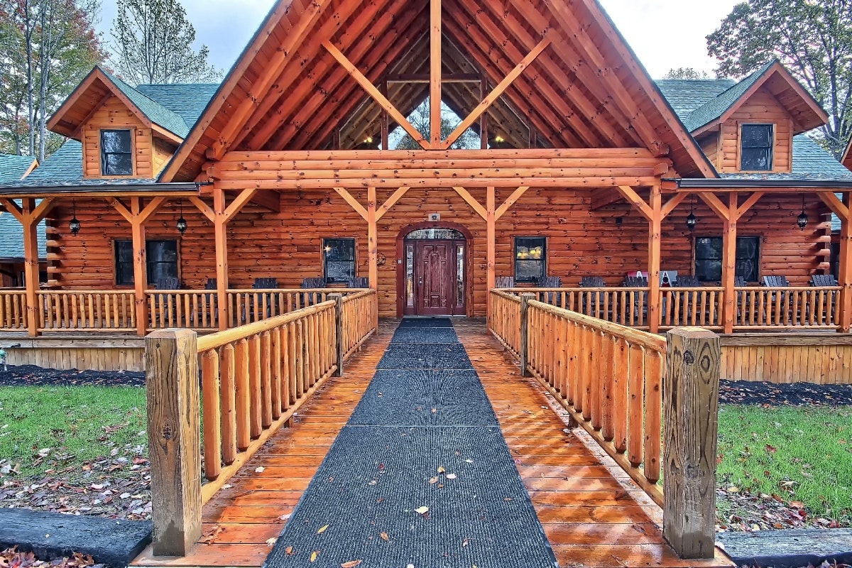 Woodland Ridge Lodging