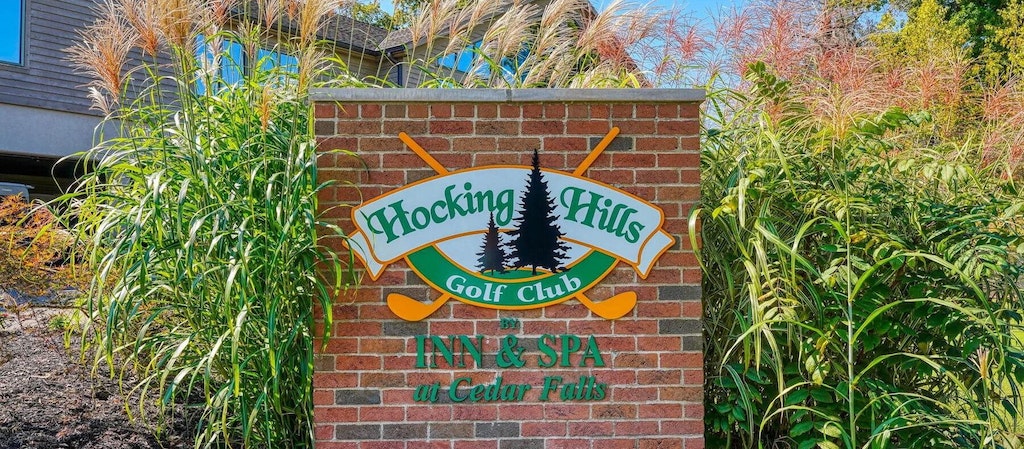 Hocking Hills Golf Club and Urban Grille