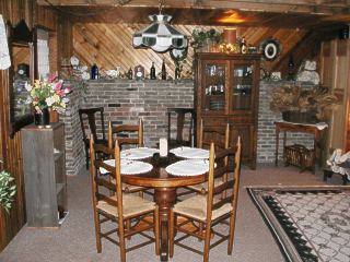 Log Cabin dining table